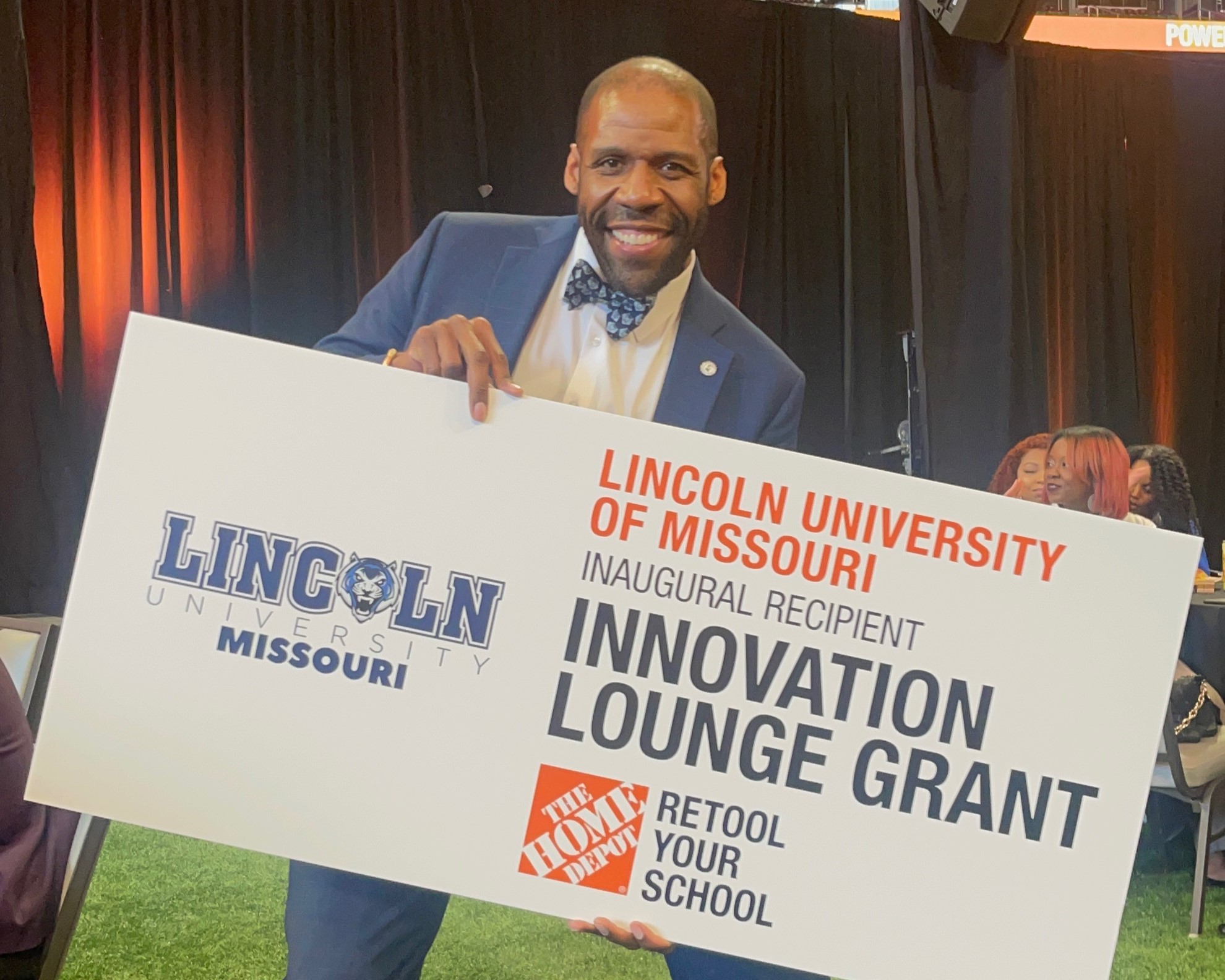 Jeremy Faulk, LU chief of staff, received the 2023 Innovation Grant from Home Depot as part of their Retool Your School campaign.