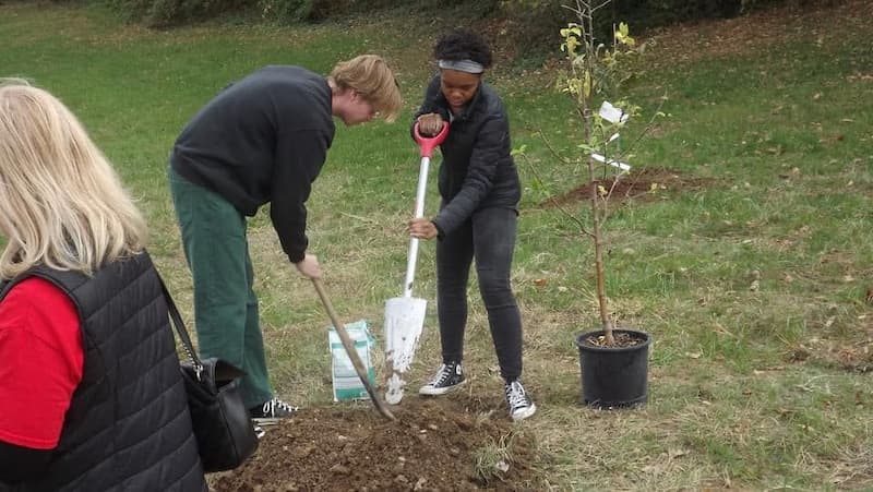 Lincoln University students break ground on community orchard project 