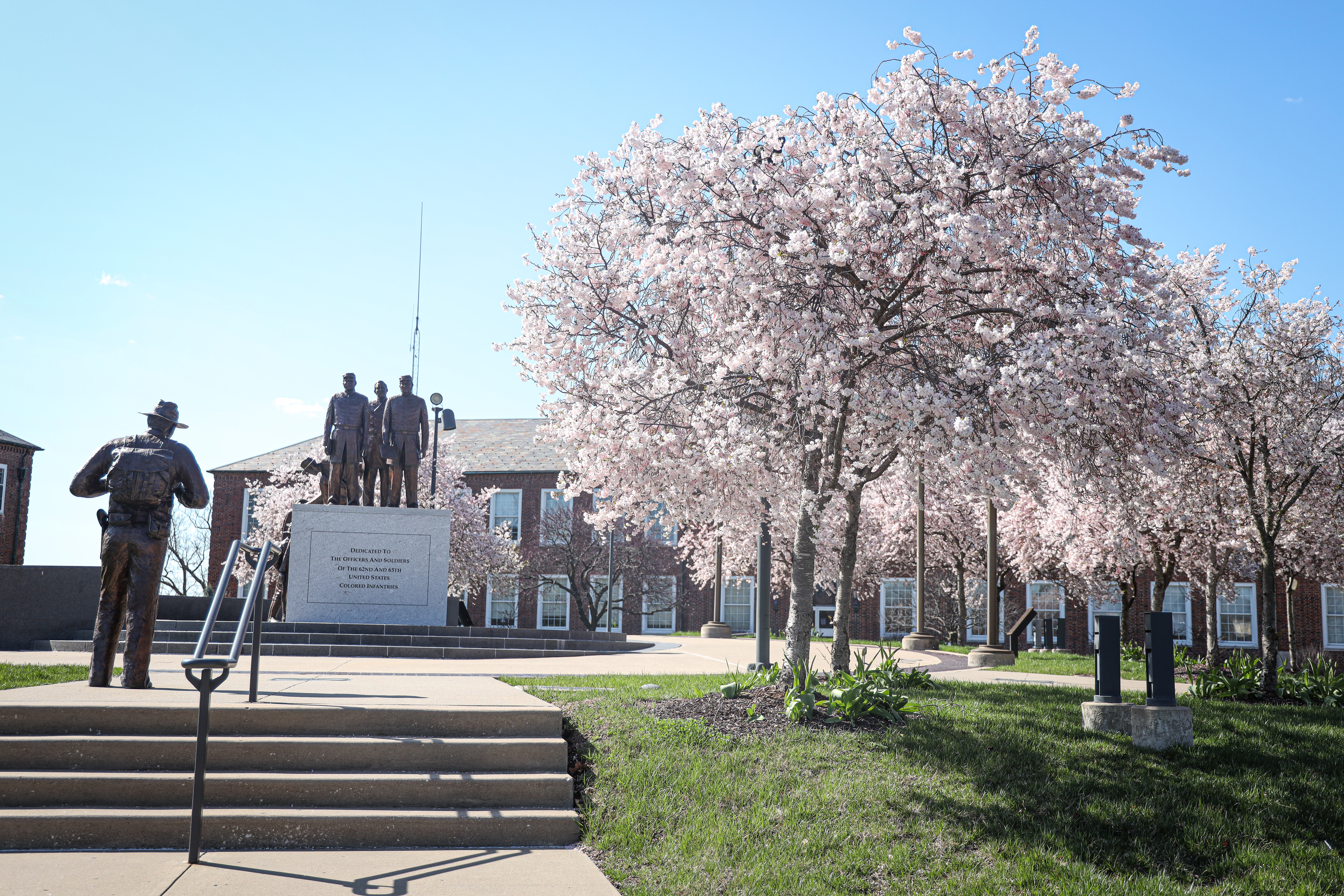 Lincoln Campus in the Spring