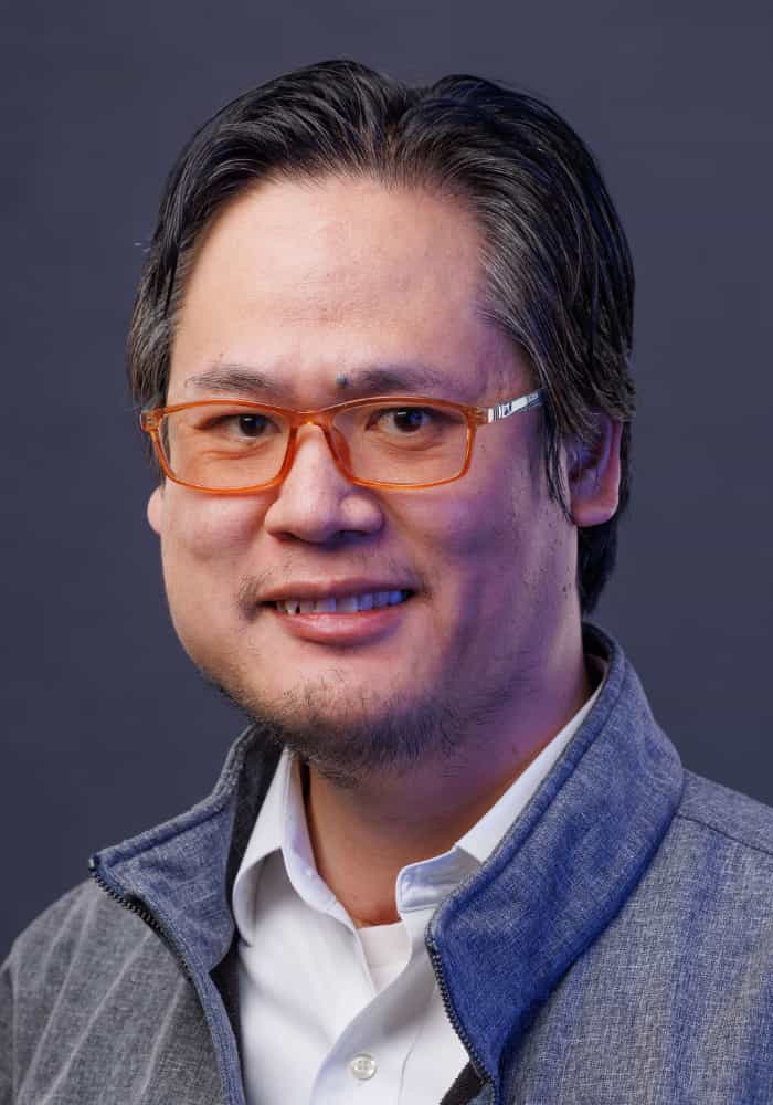 Photo of Dr. Qingbo (Roger) Yang