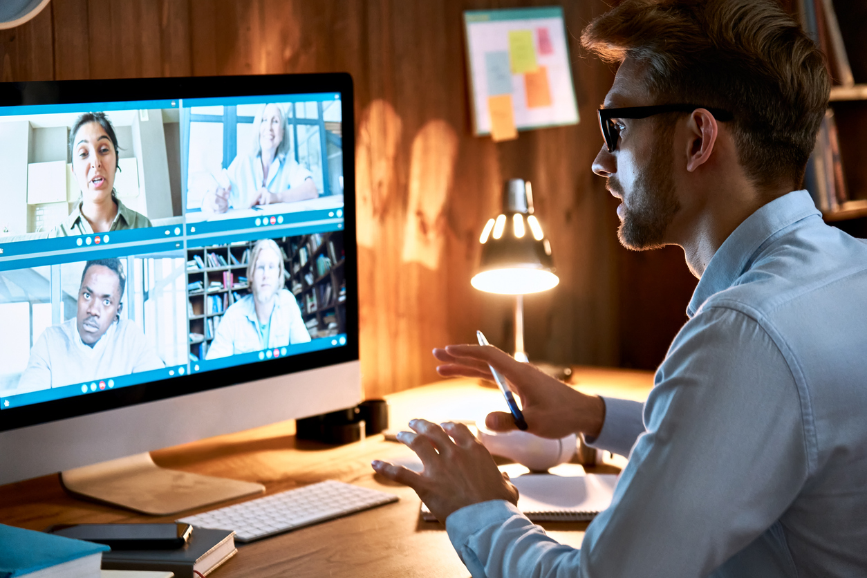 Photo of LUEA student attending an online class