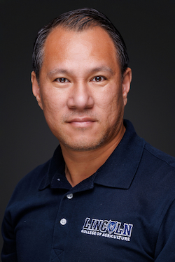 Photo of Dr. Lan Tran