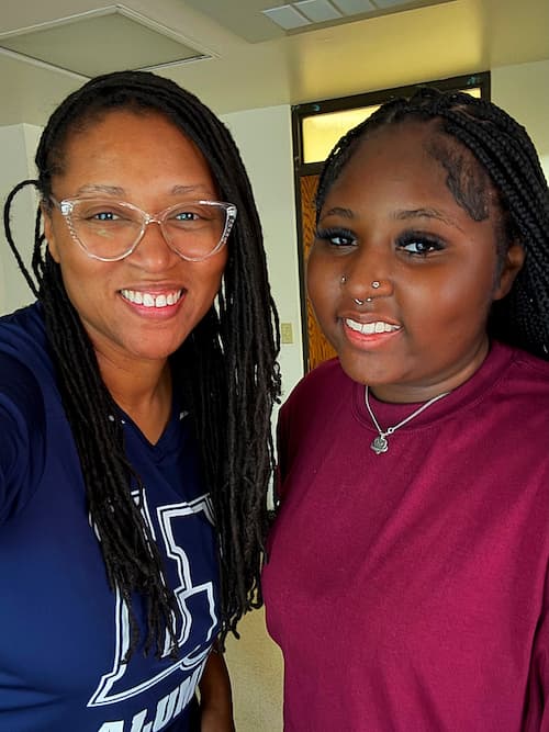 Drenda Williams with daughter Jade, a Lincoln freshman.