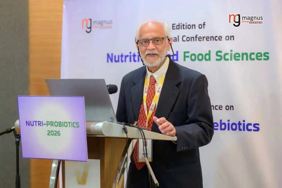 Safiullah Pathan speaks at a podium during the 2026 International Conference on Nutrition and Food Science in Singapore.